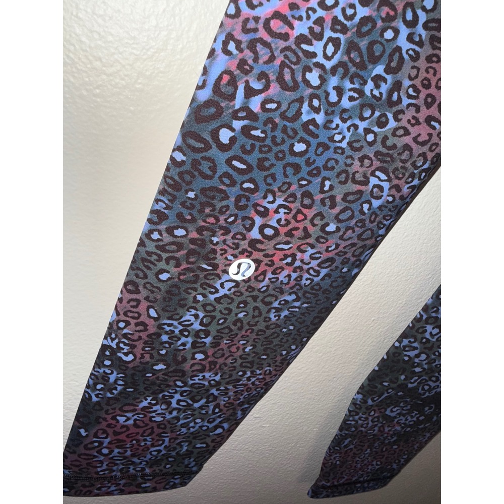 Lululemon Wunder Train HR Tight Cosmic Leopard Multi Size 2 NWT $98 MSRP - Picture 3 of 4